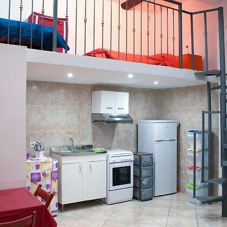 Rostory Apartment Napoli Bagian luar foto